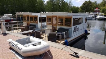  Hausboot mieten in Brandenburg | Schlauchboot